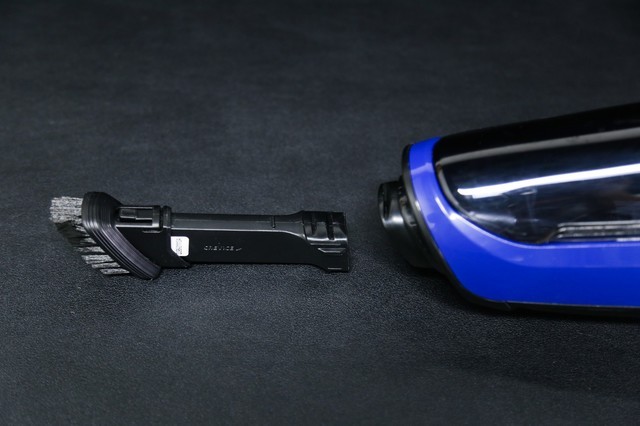 本文属于原创文章，如若转载，请注明来源：品质源于细节 三星新款吸尘器拆解图赏http://jd.zol.com.cn/631/6316611.html