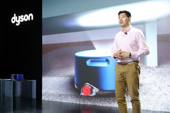 戴森高级机器人工程师张林通揭幕Dyson 360 Heurist智能吸尘机器人